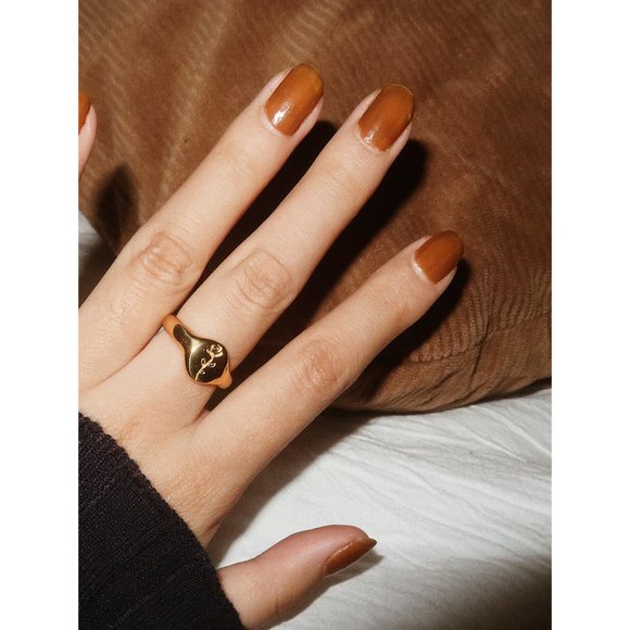 NEW 18K Gold Plated Rose Flower Signet Ring - Picture 10 of 10